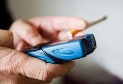 Layanan SMS Gratis yang Bantu Remaja Berhenti Merokok