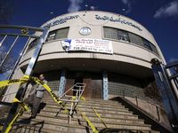 Masjid dan Kuil Hindu di New York Dimolotov