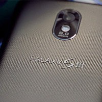 Samsung Hadirkan Galaxy S III Versi 3D? 