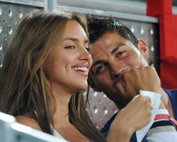 Pacar Cristiano Ronaldo Takkan Pernah Mau Bugil di Playboy