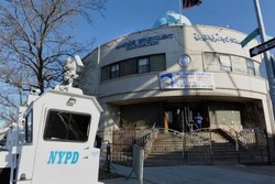 Polisi Tangkap Pembom Masjid & Kuil Hindu di New York 