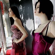 Wow! Ada Museum Lingerie di Hollywood