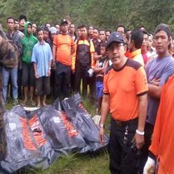 Kakak Beradik Itu Tewas Saat Air Bah Datang di Kedung Kayang Magelang