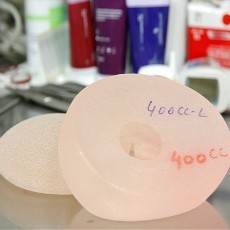 Astaga! Wanita Jerman Nekat Rampok Bank Demi Operasi Payudara