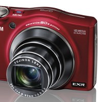 Lensa Zoom Panjang Jadi Senjata Anyar Fujifilm