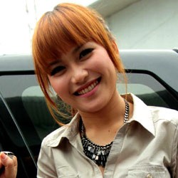 Ayu Ting Ting Takut Diculik Jika Keluar Rumah