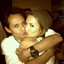 Marc Anthony & Shannon De Lima Pamer Kemesraan
