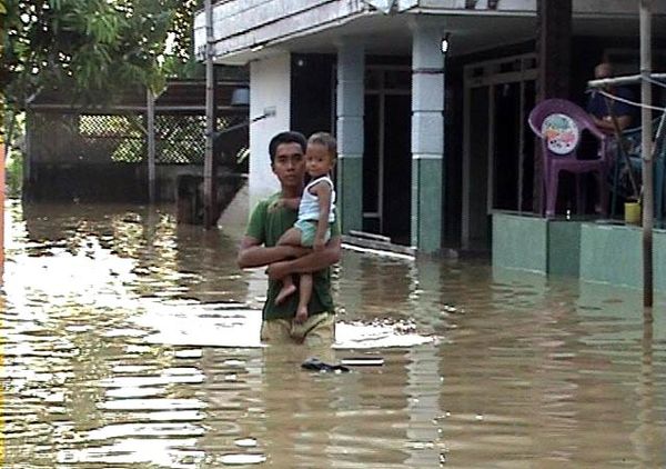 Ratusan Rumah di Madura Terendam Banjir