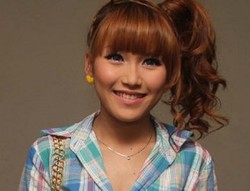 Ayu Tingting: Esemka Bagus, Oke!