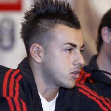 El Shaarawy Bertahan di Milan