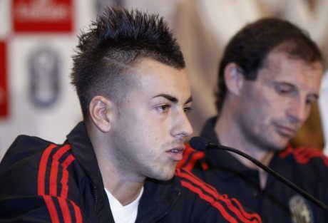 El Shaarawy Bertahan di Milan