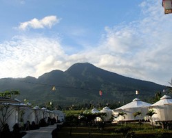 Melihat Lebih Dekat Perkemahan Mongolia di Bogor 