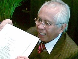 Bawa Dolar Singapura, OC Kaligis Ingin Beli Esemka