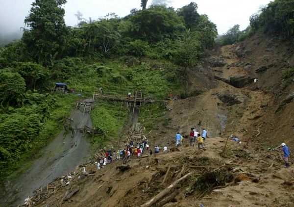 Longsor Landa Filipina, 25 Orang Tewas