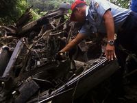 Jatuh di Magelang, Pesawat Latih TNI Hancur