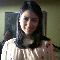 Pasca Menikah Laura Basuki Tolak Adegan Mesra