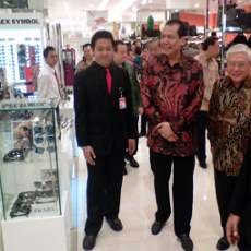 Gerai METRO ke-8 Dibuka di Surabaya