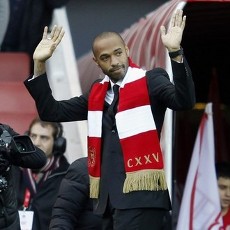 Henry Akan Masuk Skuad Arsenal Lawan Milan