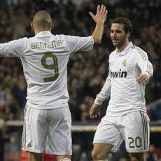 Pembuktian Benzema-Higuain
