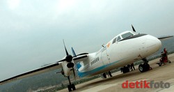 Pesawat Merpati Terperosok Akibat Landasan di atas Lahan Gambut