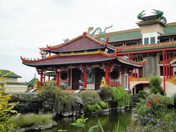 Klenteng Terbesar se-Asia Tenggara Ada di Indonesia