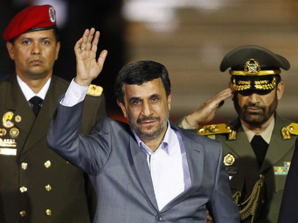 Ahmadinejad Kunjungi Venezuela