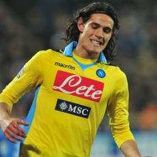Cavani Dicibir Lalu Dipuji Fans Palermo