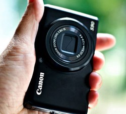 Canon Mengklaim Pimpin Pasar Kamera Saku