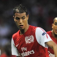 Chamakh Putuskan Masa Depan Usai Piala Afrika