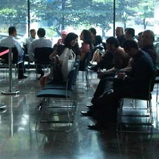 KPK Sibuk, Ibu Rumah Tangga Hingga Anggota DPR Diperiksa