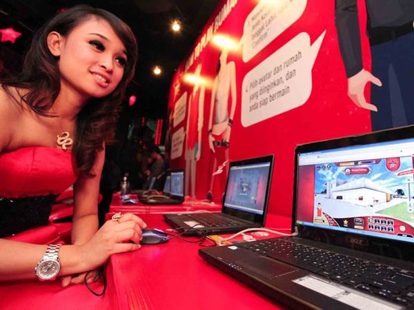 Multi Bintang Ramaikan Game Online