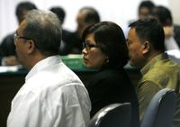 Sidang Nazaruddin Ditunda