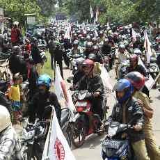 SBY Datang, Ribuan Anggota Parade Nusantara Turun ke Jalan