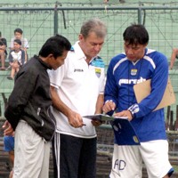 6 Pemain Ditinggal, Robby Darwis Jadi Pengawas