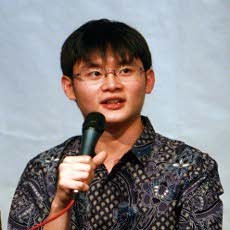 Konser di Kota Kelahiran, Pianis Kevin Bawakan Lagu Sunda