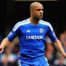 Chelsea Jajaki Kans Lepas Alex ke Sesama Klub Liga Primer