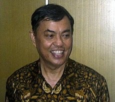 El Idris Diperiksa Terkait Penyelidikan Pembangunan Wisma Atlet