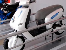 TVS Produksi Motor Hybrid