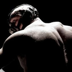 Bane Dikritik, Tom Hardy Dibela Jonathan Nolan