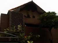 Rumah Nirina Zubir Terbakar