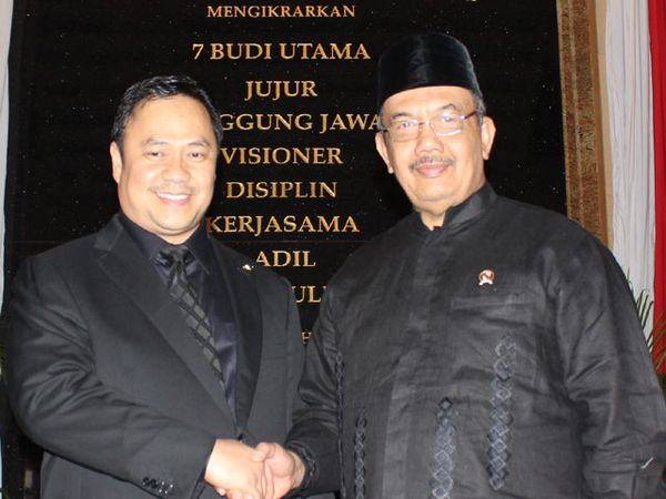 Menpan Akan Training PNS dengan ESQ