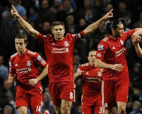 Dalglish: Kontrak Baru Gerrard Kabar yang Luar Biasa