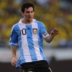 Tanpa Trofi Piala Dunia, Argentina Tetap Bangga Messi