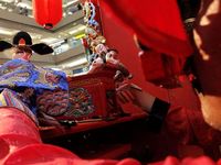 Wayang Potehi Meriahkan Imlek