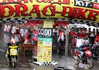 Pelajar Gelar Dragbike 