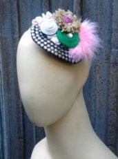 Bisnis Menggiurkan Bando dan Bros Korea Made In Banyuwangi