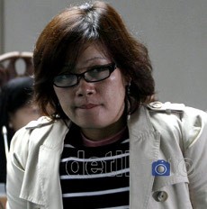 Rosa Pakai Rompi Antipeluru di Sidang Nazaruddin