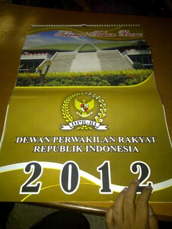 Tak Ada yang Spesial di Kalender DPR Rp 1,3 M