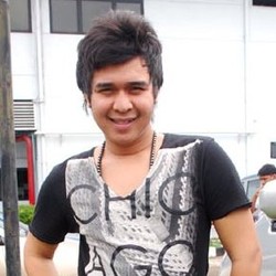 Olga Ajak Jessica Iskandar Salat Bareng