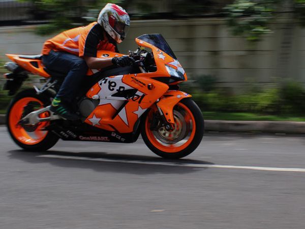Modifikasi Motor ala Casey Stoner